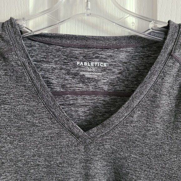 FABLETICS V Neck Space Dye Gray Short Sleeve Tech Tee 393092-33 Women's‎ Medium - Picture 3 of 6